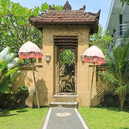Gianyar Hotel Екстер'єр фото